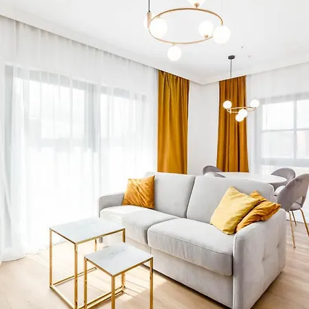 Dwie Motlawy Luxury With Stunning View In Old Town By Renters *