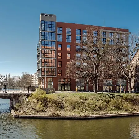 Dwie Motlawy Luxury With Stunning View In Old Town By Renters 아파트 *