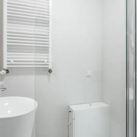 Dwie Motlawy Luxury With Stunning View In Old Town By Renters 아파트 *