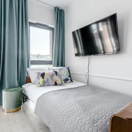 Dwie Motlawy Luxury With Stunning View In Old Town By Renters