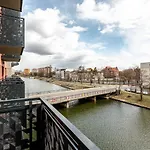 公寓 Dwie Motlawy Luxury With Stunning View In Old Town By Renters