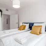 公寓 Dwie Motlawy Luxury With Stunning View In Old Town By Renters 格但斯克