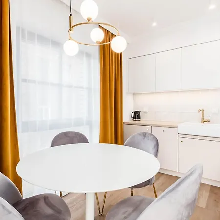Dwie Motlawy Luxury With Stunning View In Old Town By Renters Appartement Gdańsk
