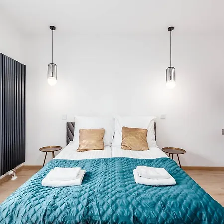 Dwie Motlawy Luxury With Stunning View In Old Town By Renters Appartement *