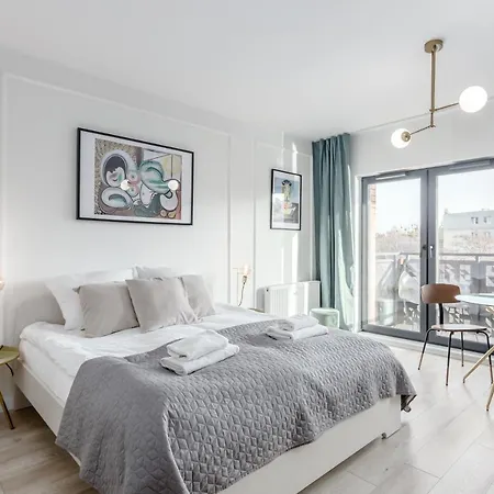 Dwie Motlawy Luxury With Stunning View In Old Town By Renters *