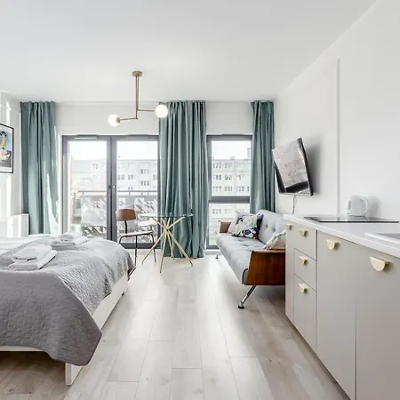 Dwie Motlawy Luxury With Stunning View In Old Town By Renters