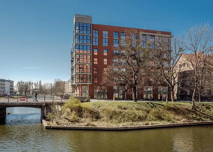 Dwie Motlawy Luxury With Stunning View In Old Town By Renters Апартаменты *